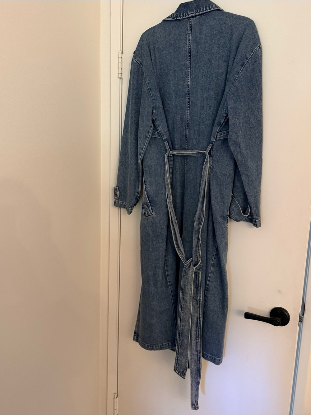 H&M Light Blue Denim Jacket - Picture 2 of 9